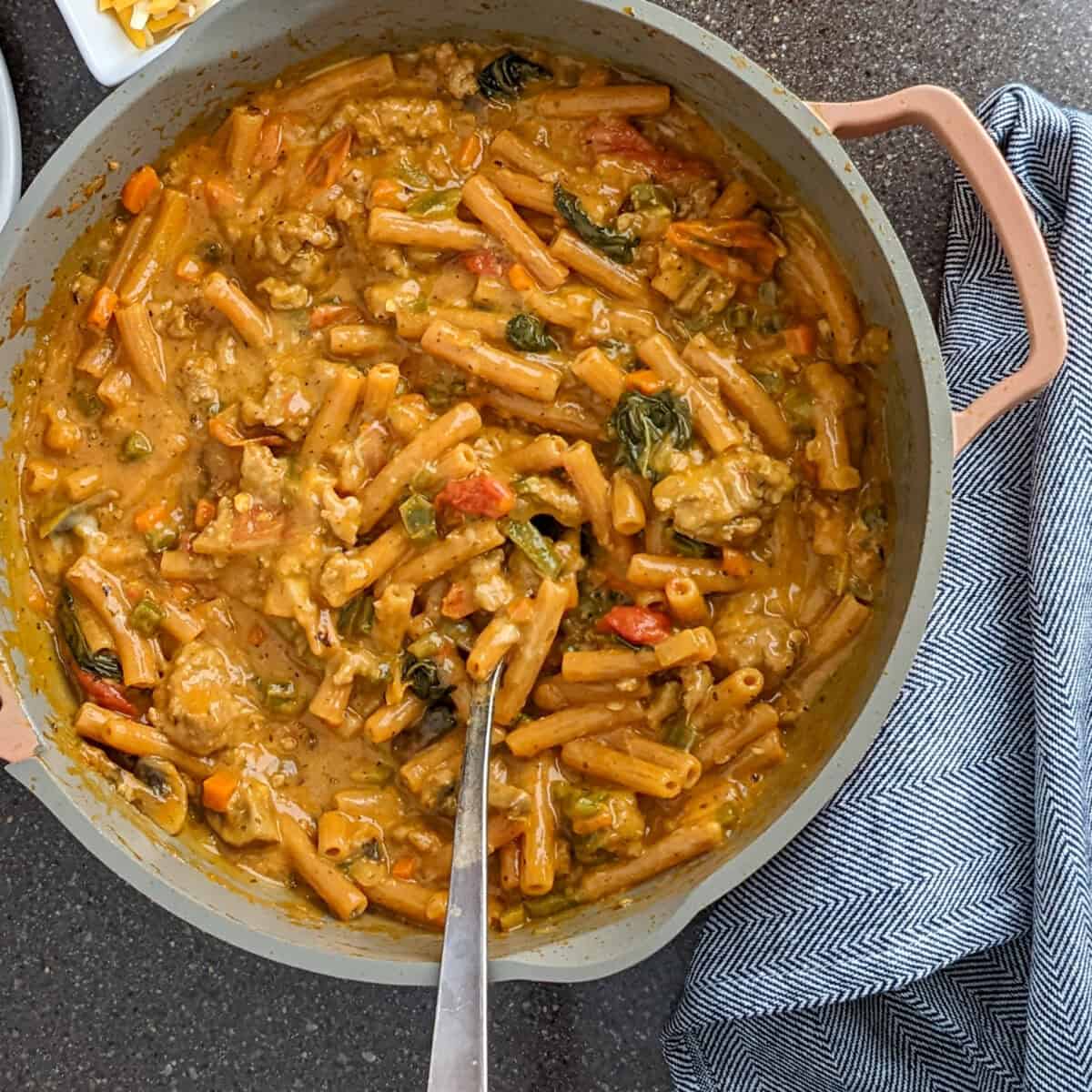 Loaded Cheesy Ground Turkey Red Lentil Pasta - Just Maika Cooking