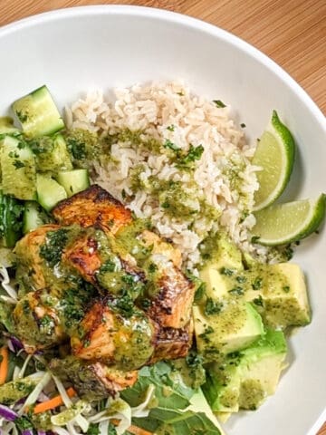 top view of the Air Fryer Spicy Cilantro Lime Salmon Salad Rice Bowl dish