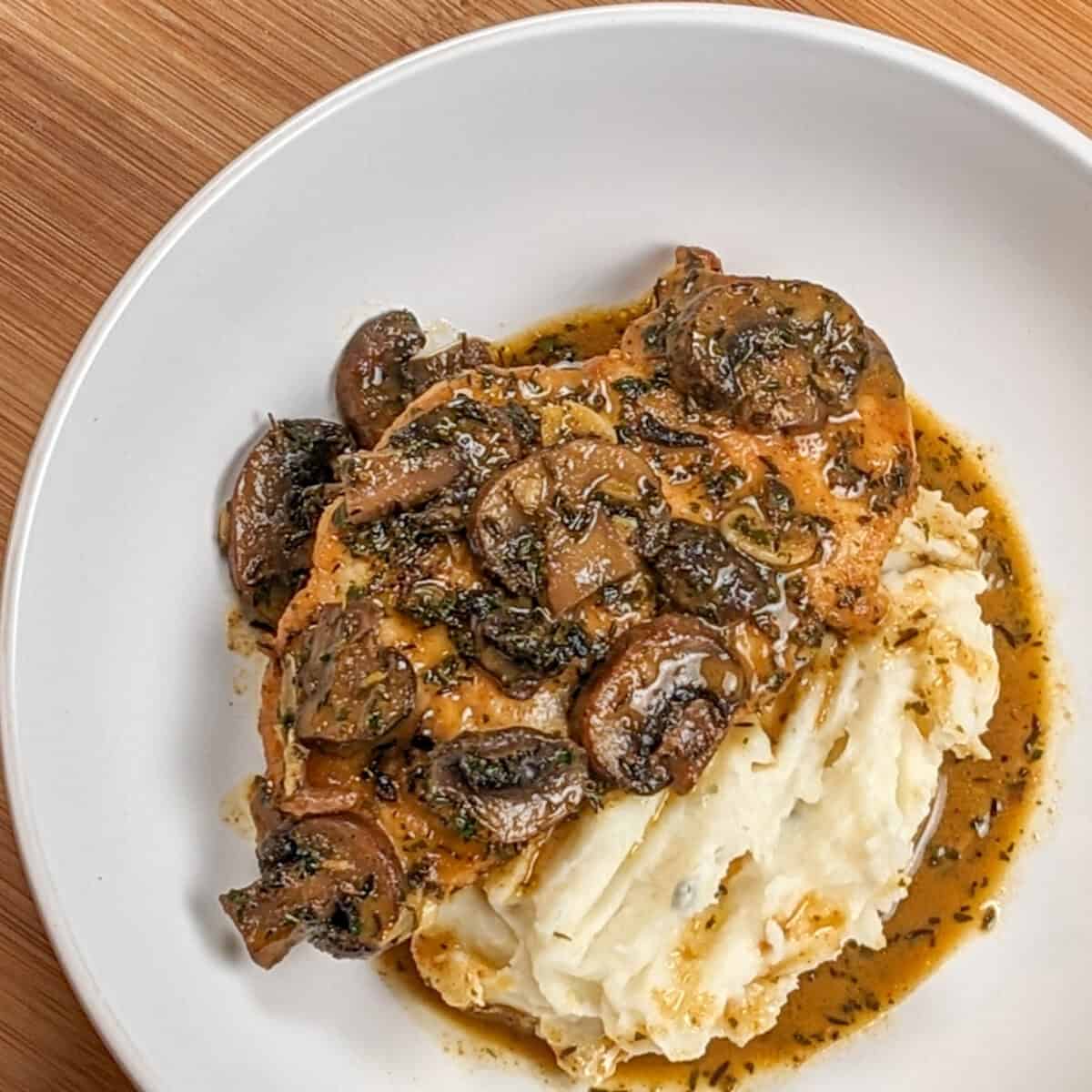 Easy Spicy Creamy Coconut Mushroom Chicken with Rum - Just Maika Cooking