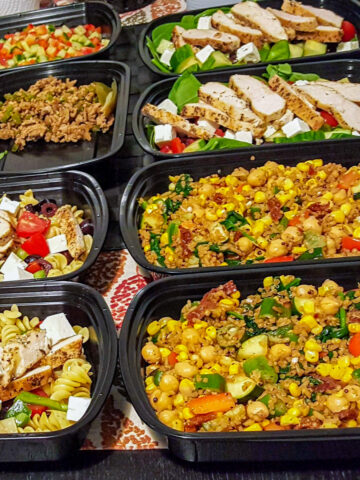 prepared dinners in containers.
